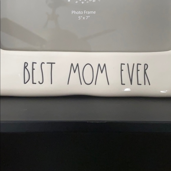 Rae Dunn "Best Mom Ever" Frame - Picture 3 of 5
